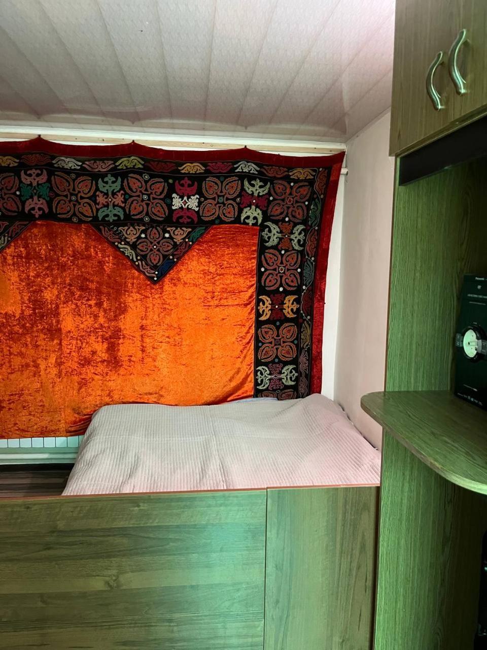 "Bilim" Guest House Tamchy Exterior photo